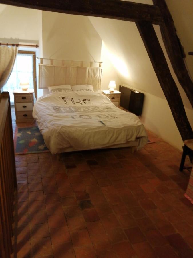 La Maison De Xenos Nohant-en-Gracay Экстерьер фото